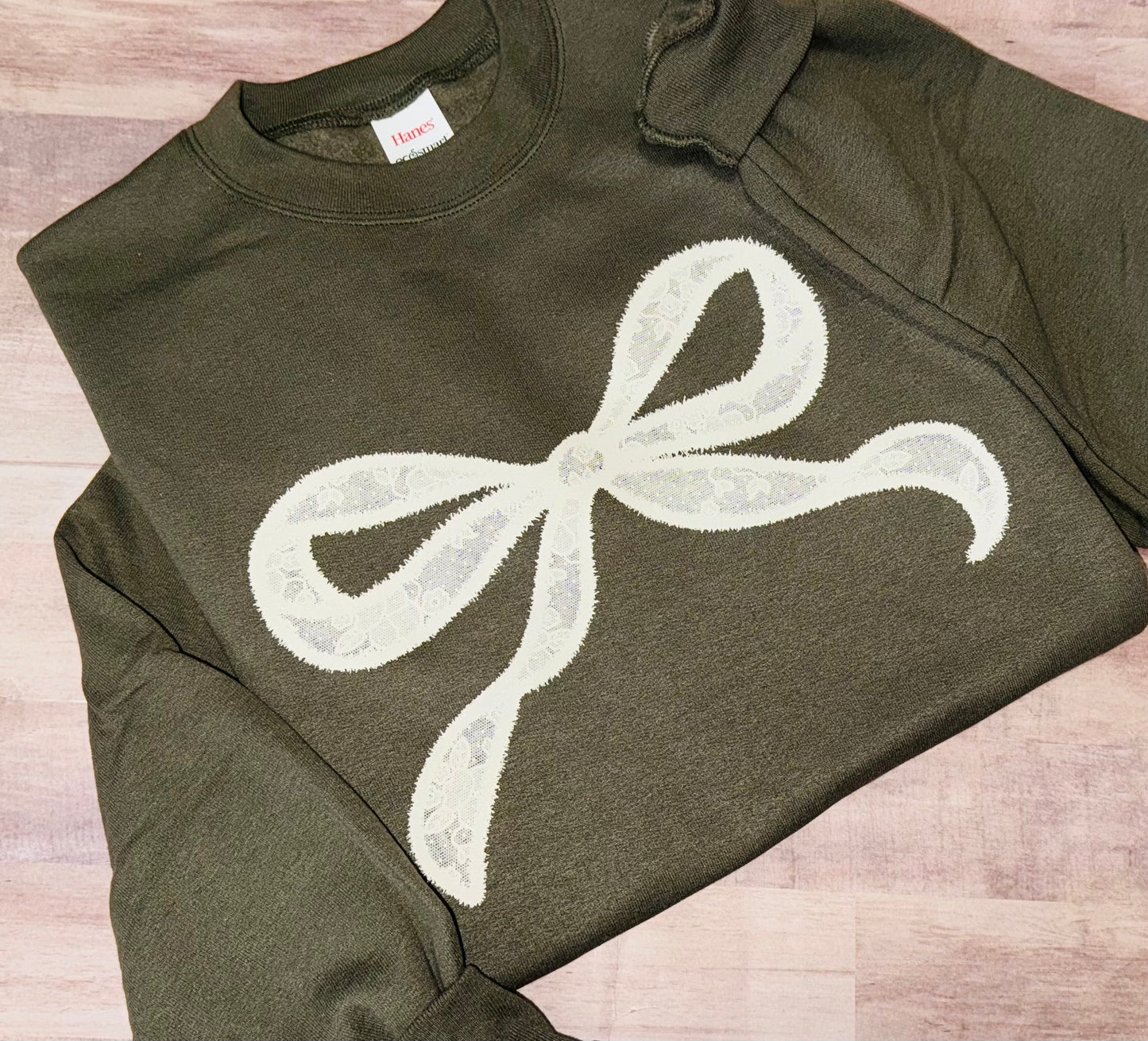 Lace bow sweatshirt TAT 3 WEEKS