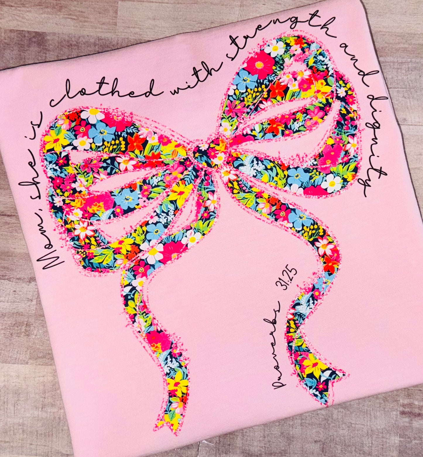 Mom Bow tee TAT 3 WEEKS