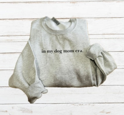 Personalized minimalistic crewneck TAT 3 WEEKS