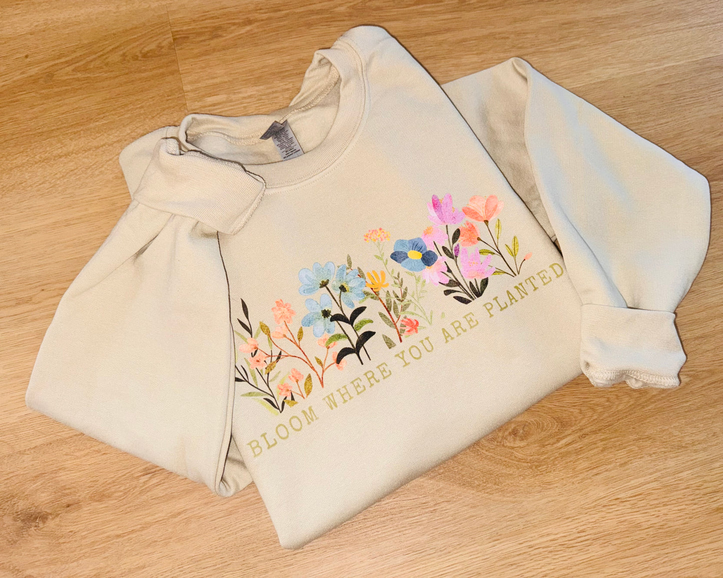 Bloom Crewneck TAT 3 WEEKS