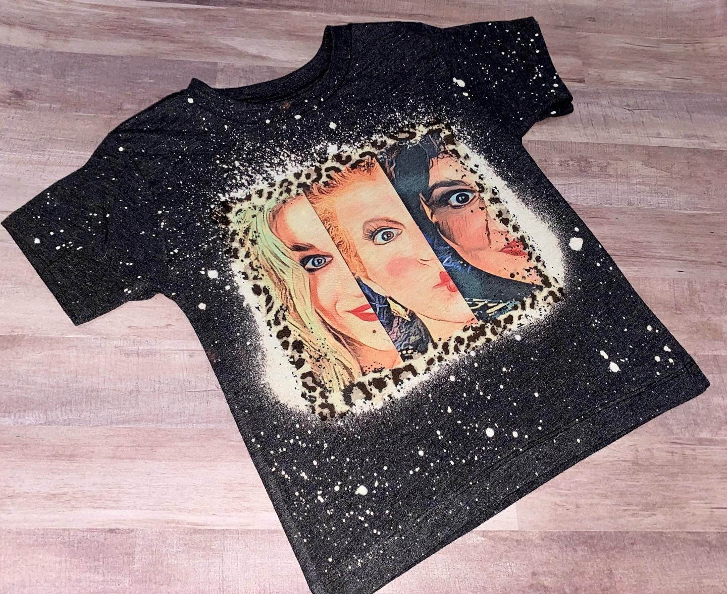 Bleached leopard sister faces tee